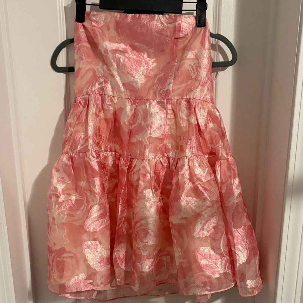Sweet Pot the label size 6 strap less dress